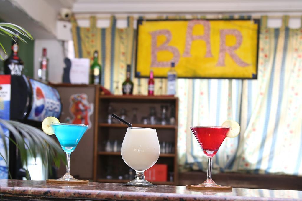 阿洛尔假日酒店 卡兰古特 外观 照片